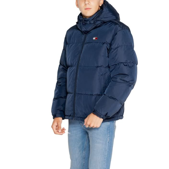 Tommy Hilfiger Men’s Blue Jacket with long sleeves and front pockets for convenience.