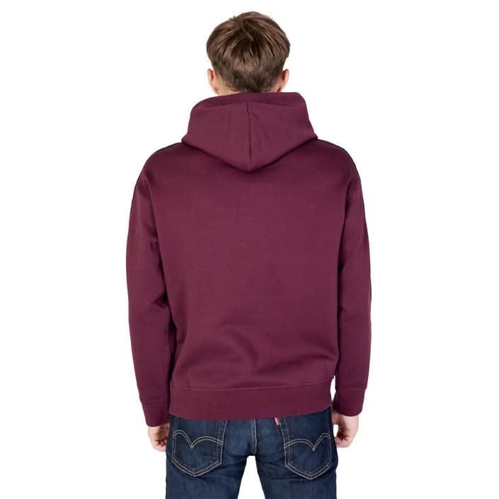 Step out in style with the Armani Exchange men's bordeaux sweatshirt—hooded, printed, and made for cool-weather fashion.