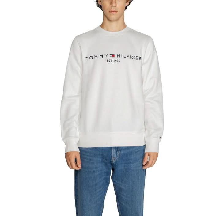 Tommy Hilfiger Men’s White Printed Sweatshirt with long sleeves and round neck.