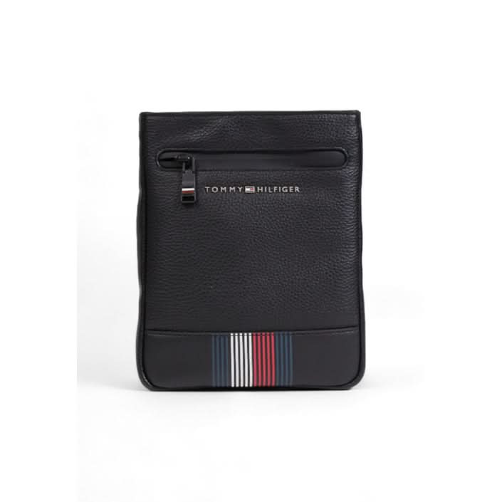 Minimalist Tommy Hilfiger Men’s Shoulder Bag, perfect for everyday use.