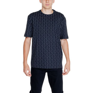 Armani Exchange black printed T-shirt for men, featuring a sleek design and classic round neck, ideal for Fall/Winter fashion.
