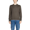 Armani Exchange green knitwear – luxurious and comfortable for Fall/Winter.