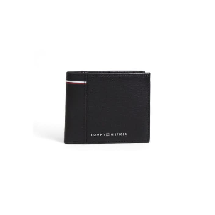 Tommy Hilfiger Men’s Black Wallet, featuring a plain design and premium leather.