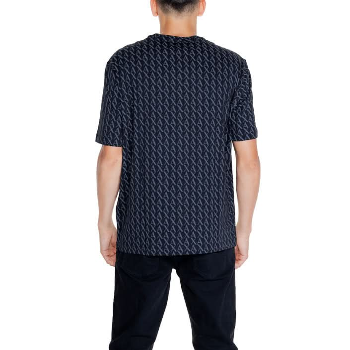 Men’s black printed T-shirt by Armani Exchange, crafted from 100% cotton, offering comfort and style for the cooler seasons.