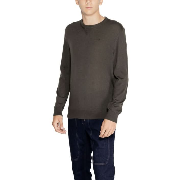 Armani Exchange brown wool knit sweater for men – featuring a round neck and long sleeves, perfect for sophisticated Fall/Winter style