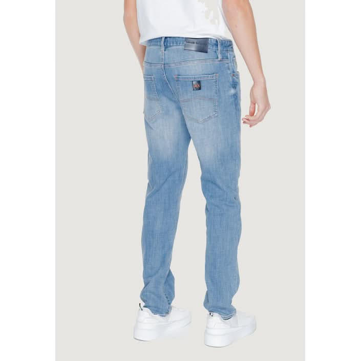 Stylish blue jeans by Armani Exchange featuring classic pockets – Perfect for urban fashion