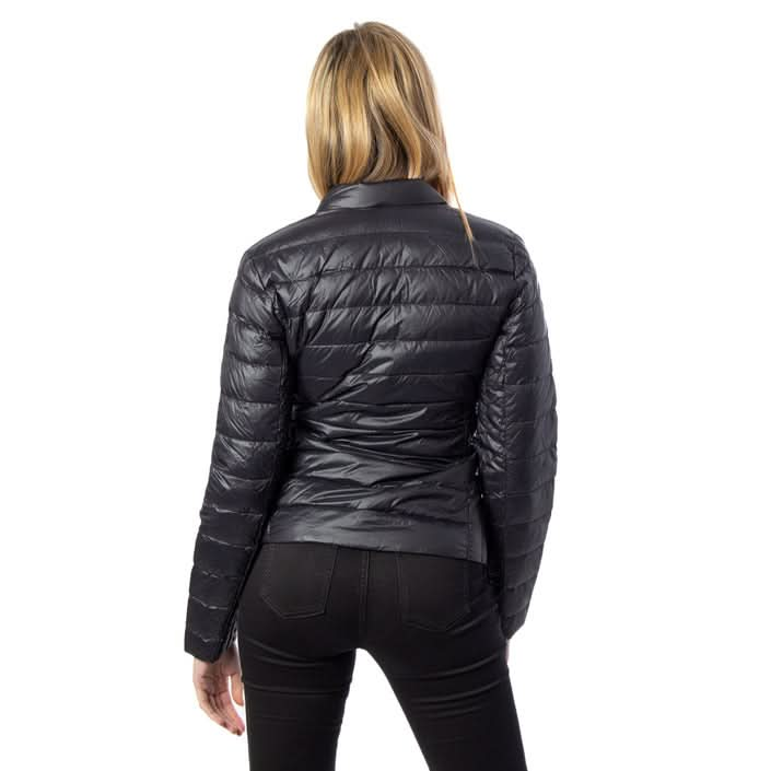 Unveil chic sophistication with the Armani Exchange Women’s Black Jacket for Spring/Summer 2025. Perfect for young, stylish women who appreciate luxury. Available at Poshbro.





