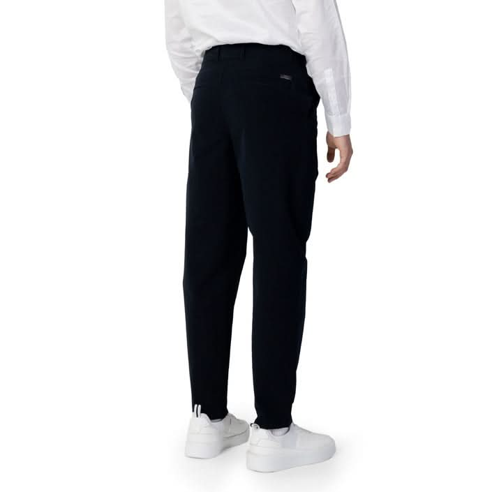 High-end Armani pants in blue for Spring/Summer 2024, made from 100% cotton.